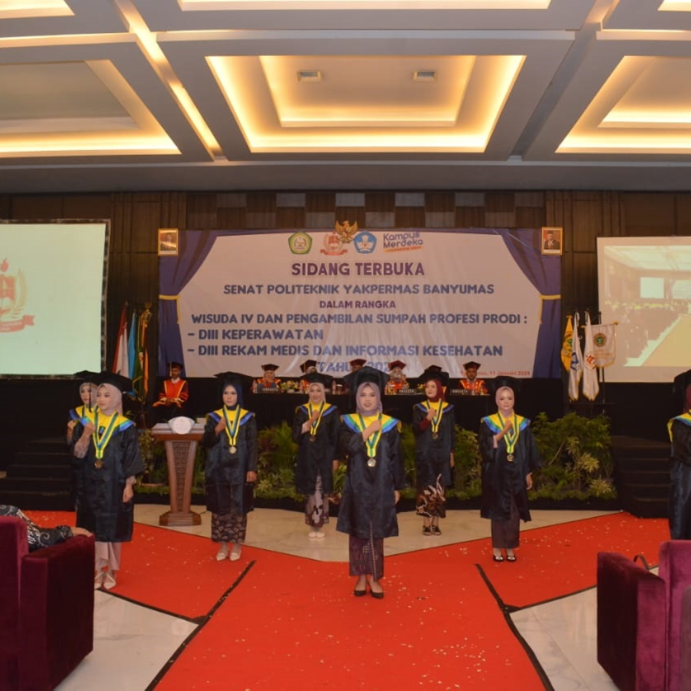 Jurnal Politeknik Yakpermas adalah publikasi artikel hasil penelitian dan pengabdian kepada Masyarakat yang di terbitkan oleh RAJAPOLA.                           